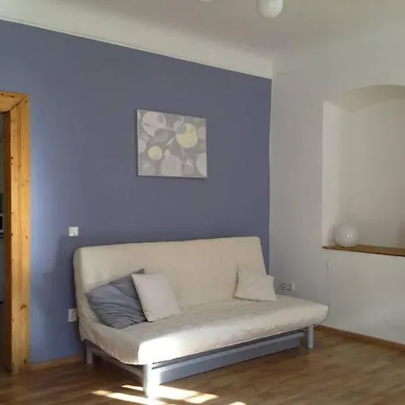 Kamenny Dum S Vyhledem Na Zamek 20Km Od Prahy Apartment Nizbor Exterior photo