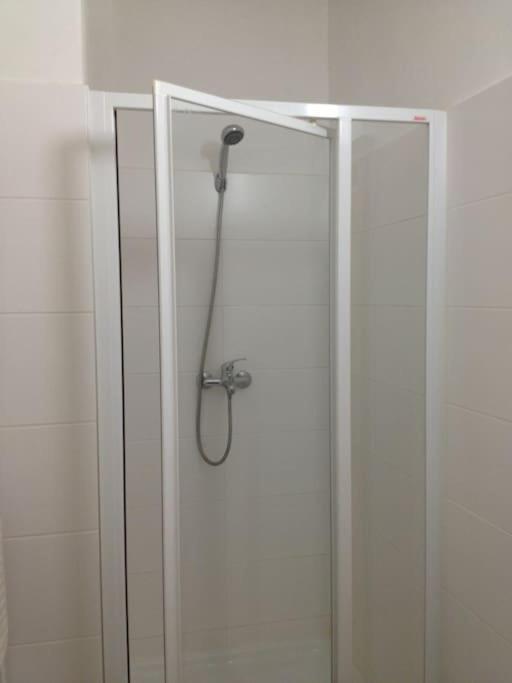 Kamenny Dum S Vyhledem Na Zamek 20km Od Prahy Apartment