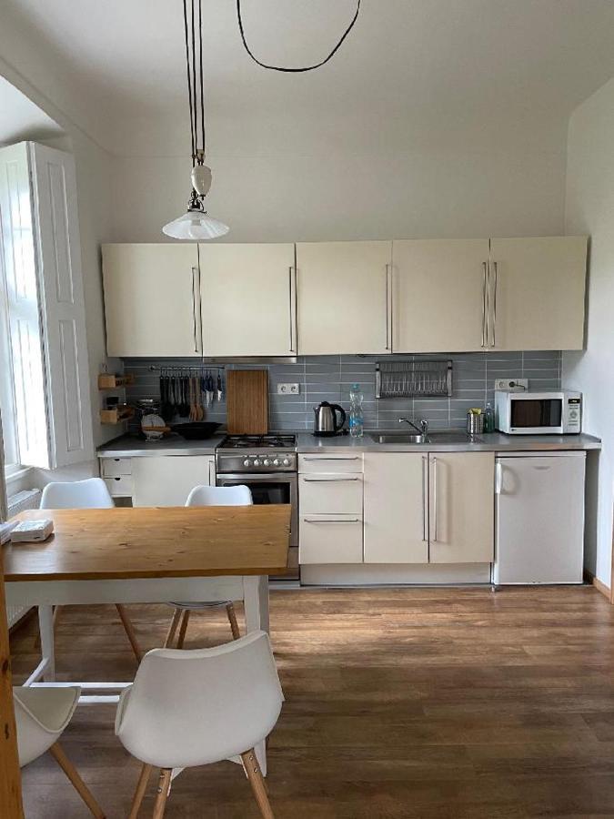 Kamenny Dum S Vyhledem Na Zamek 20km Od Prahy Apartment Nizbor